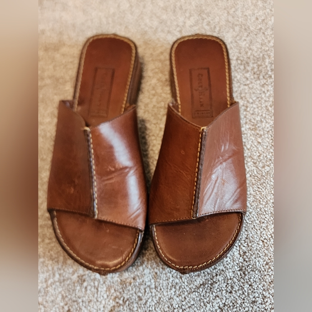 Preowned Cole Haan size 9 sandals